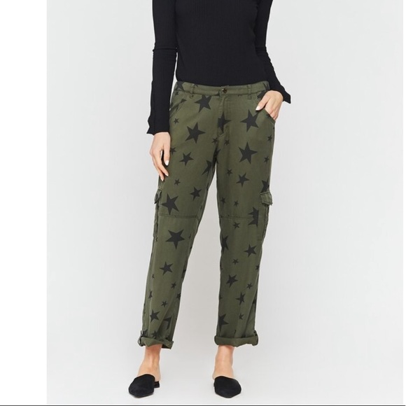 Velvet Heart Pants - Ashe olive black stars utility cargo pants